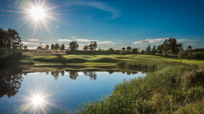 Simons Golf Club